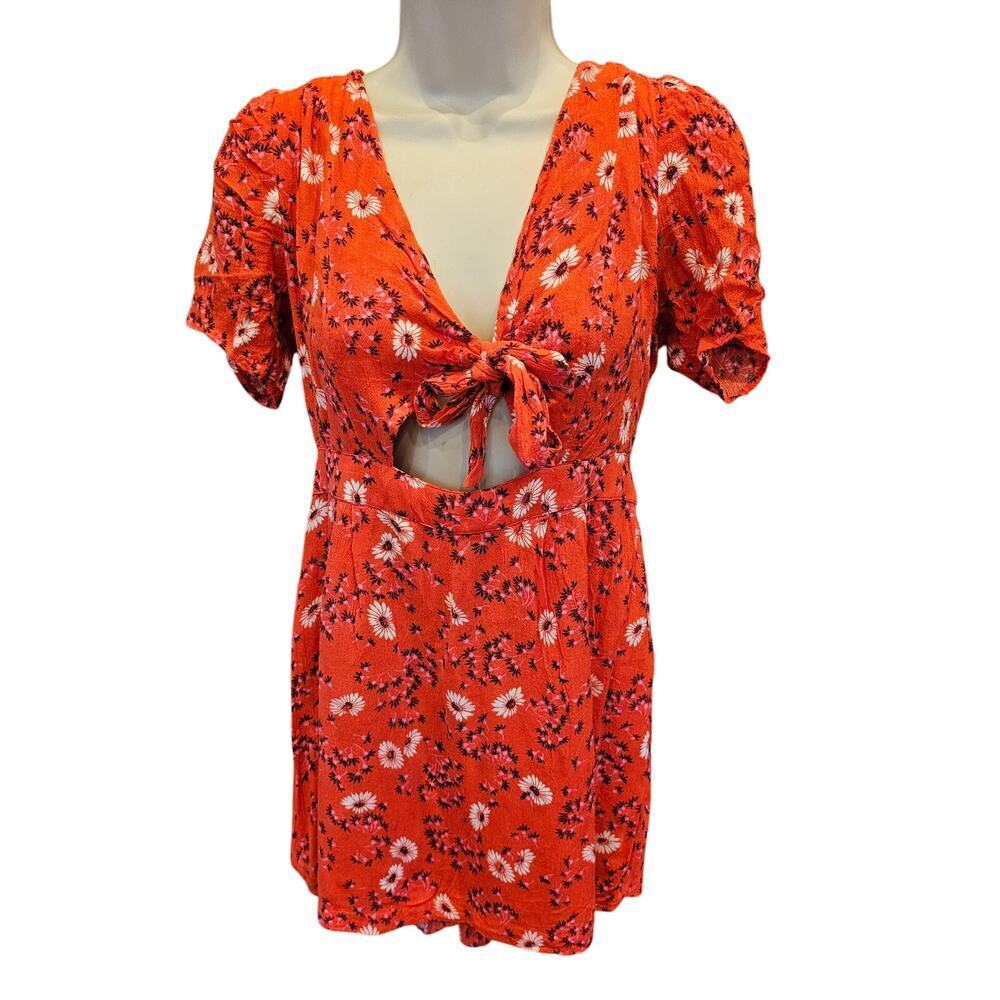 FREE PEOPLE Red Jinx Ditsy Floral Tie Front Gauze Mini Dress Romper 6 summer EUC